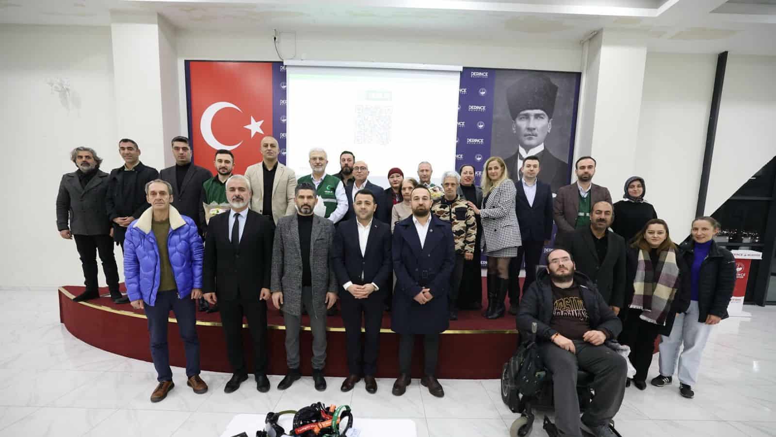 Derince Belediyesi'nden Sanal Kumar Bağımlılığına Karşı Bilgilendirici Seminer Düzenlendi