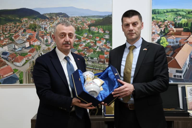 Başkan Büyükakın da soydaşlarla iftar açtı