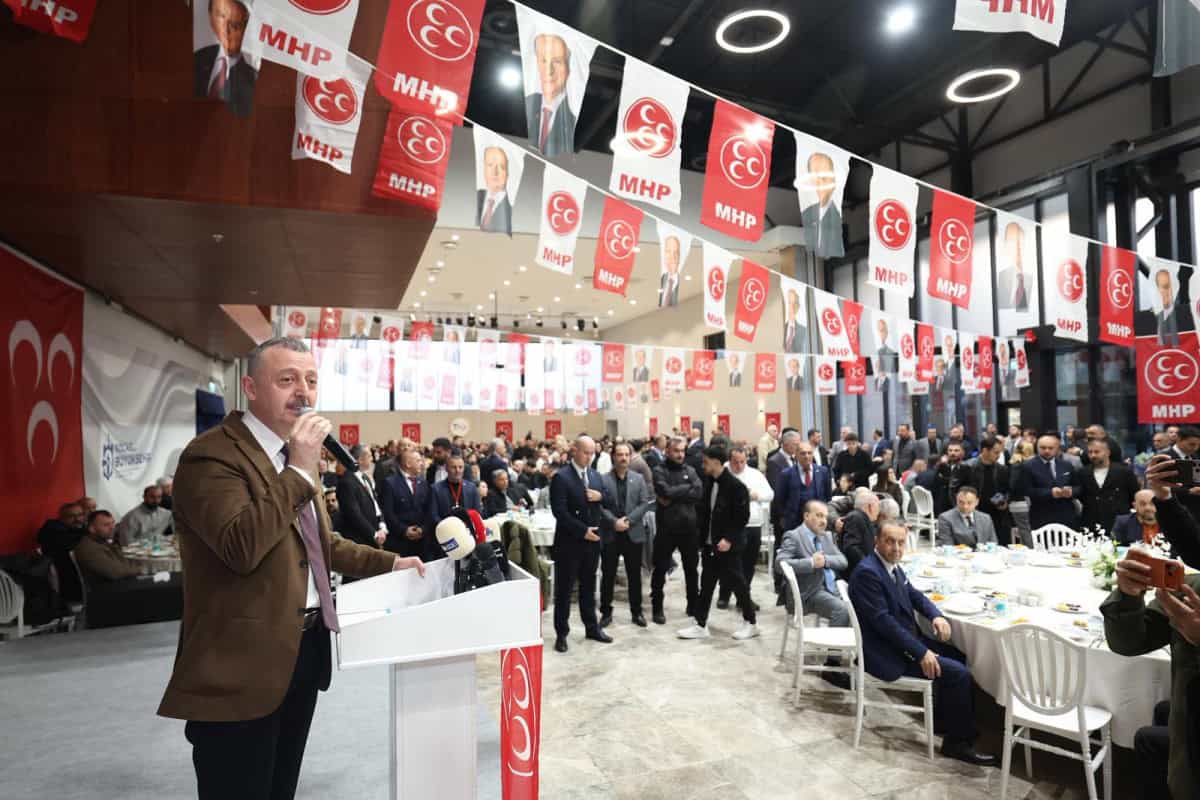 Başkan Büyükakın, MHP'nin Kocaeli İftarında Birlik ve Dayanışma Mesajı Verdi