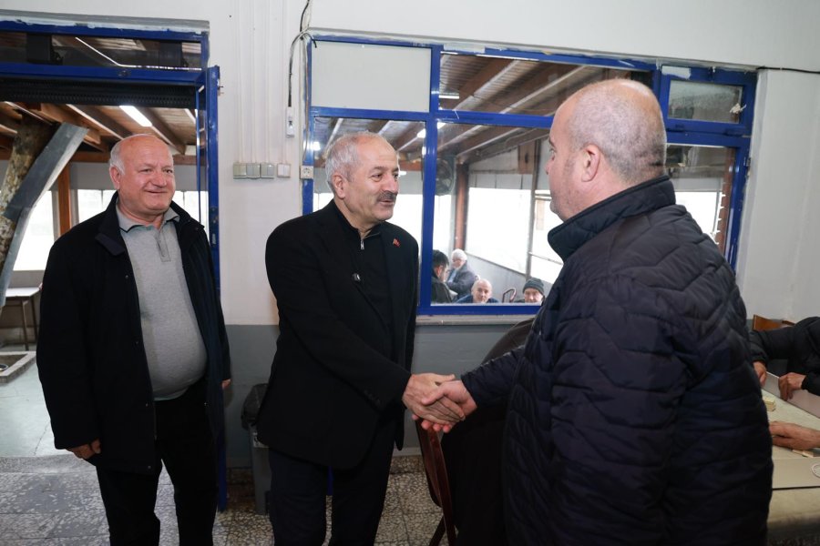 Başkan Zinnur Büyükgöz, Balçık Mahallesi Esnafıyla Bir Araya Gelerek Talepleri Dinledi