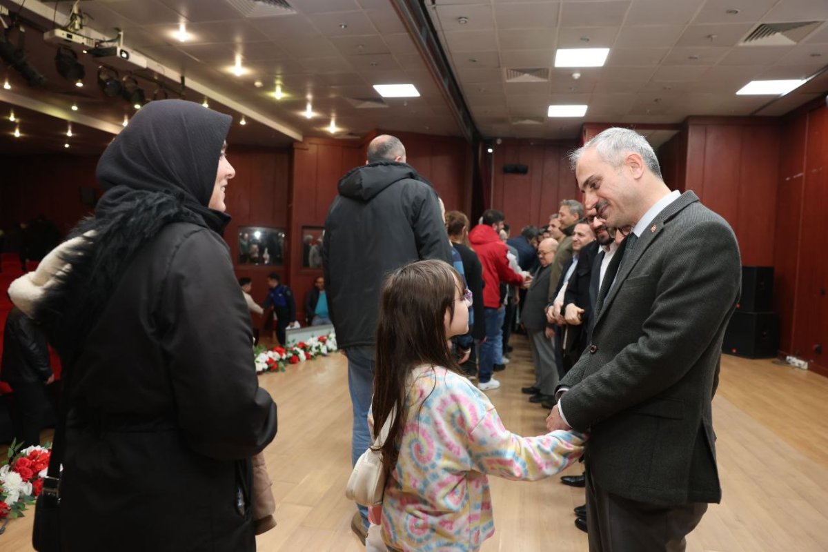 Başkan Bünyamin Çiftçi, Çayırova Belediyesi Personeliyle Ramazan Bayramı'nı Kutladı