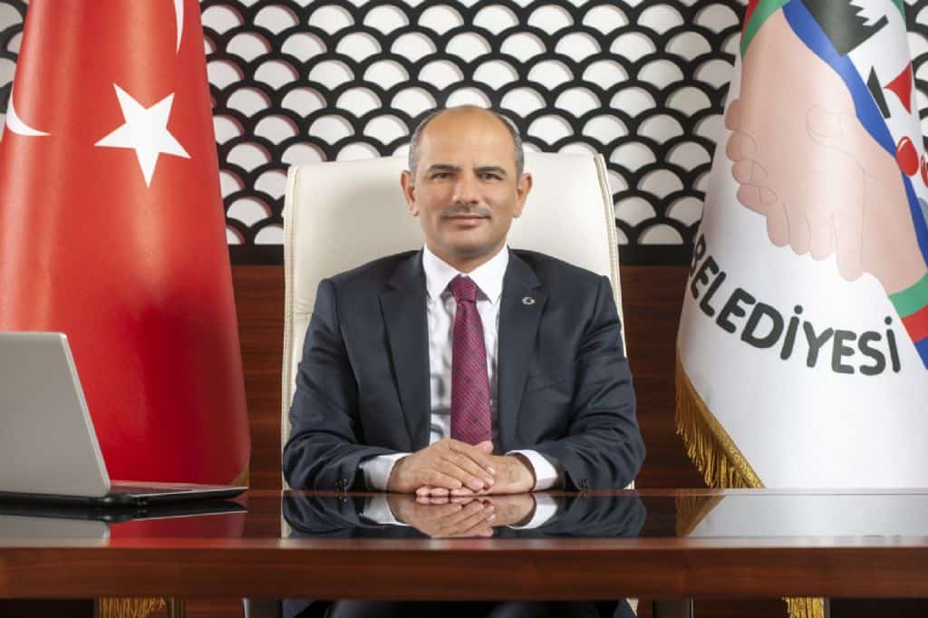Başkan Şener Söğüt’ten Kadir Gecesi’nde Birlik ve Dayanışma Vurgusu