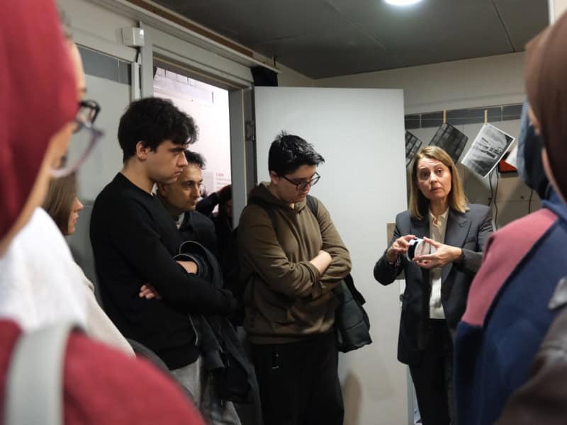 Kocaeli Fotoğraf Teknolojisi Müzesi’nde Öğrencilere Fotoğrafın Tarihi ve Teknik Gelişimi Aktarıldı