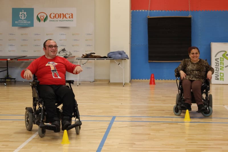 Gonca Engelsiz Yaşam Merkezi’nde Arslan Çifti Engelleri Birlikte Aşıyor