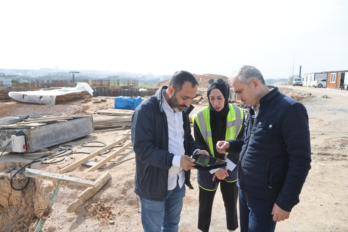 Başkan Bünyamin Çiftçi, Çayırova’daki Yeni Projelerin İnşaatlarını Yerinde Denetledi