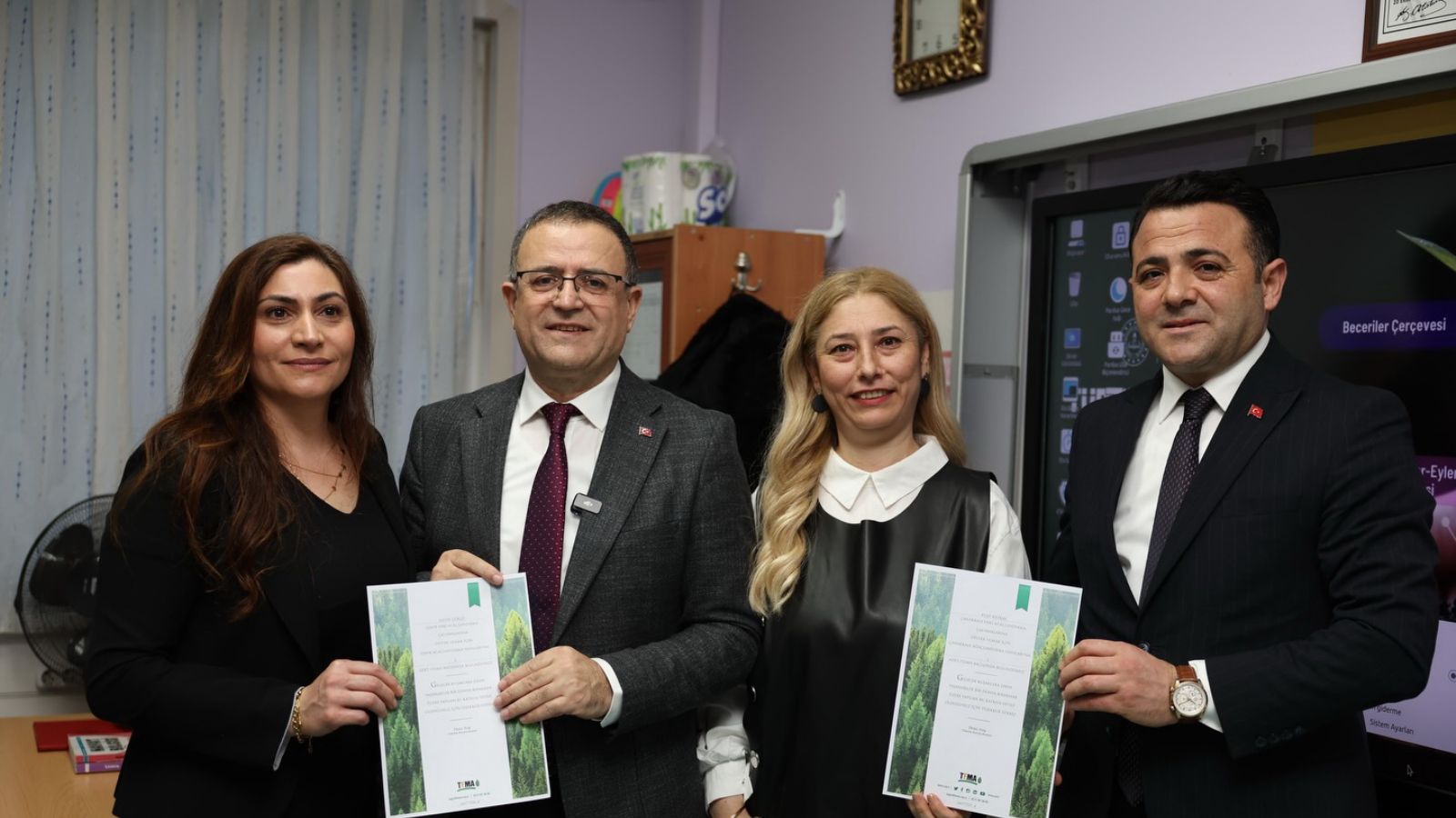 Başkan Sertif Gökçe'den Kocaeli Öğretmenler ve Abidin Pak İlkokullarına Ziyaret