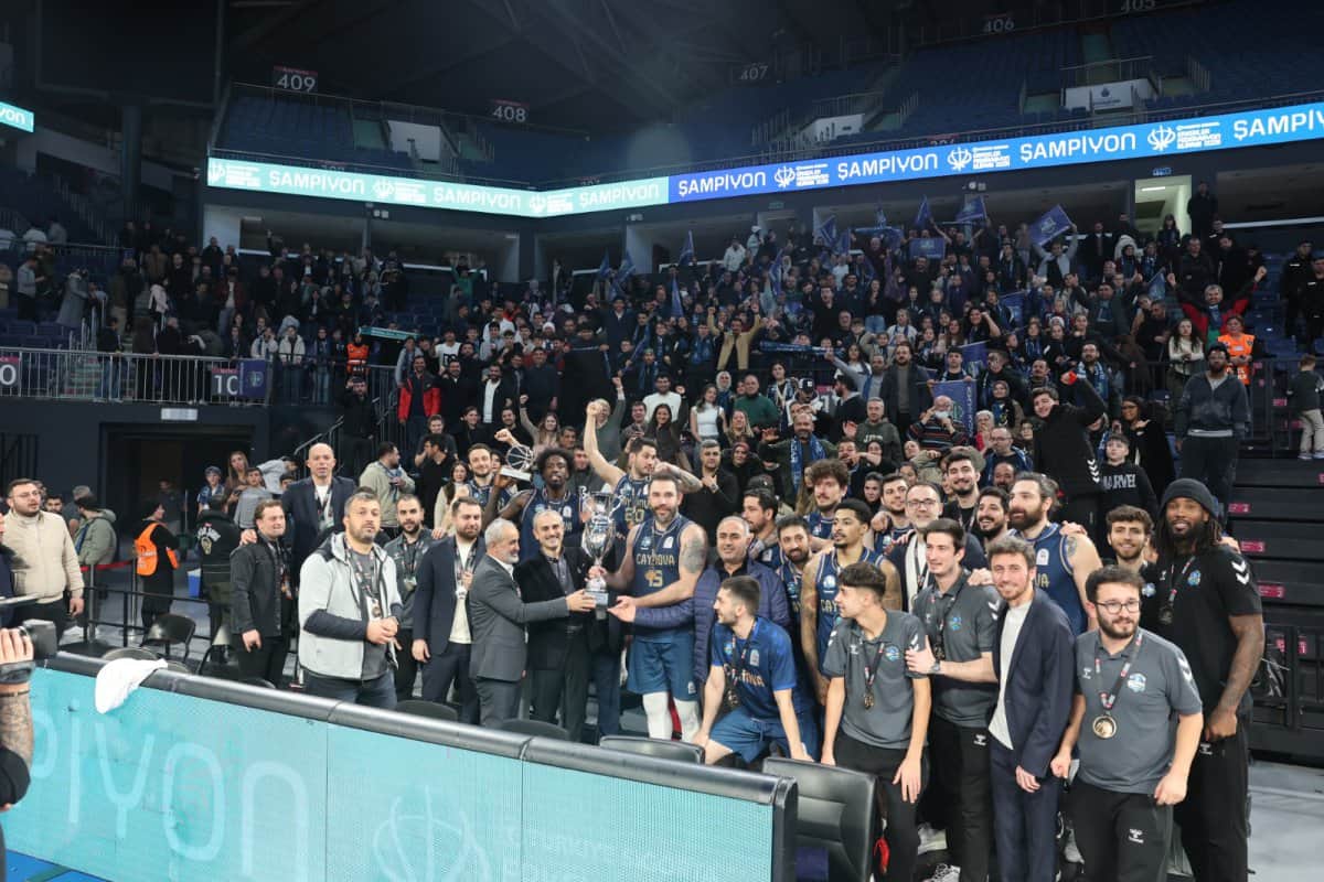 Çayırova Belediyesi Basketbol Takımı Şampiyonluk Kupasını Taraftarıyla Kutlayacak