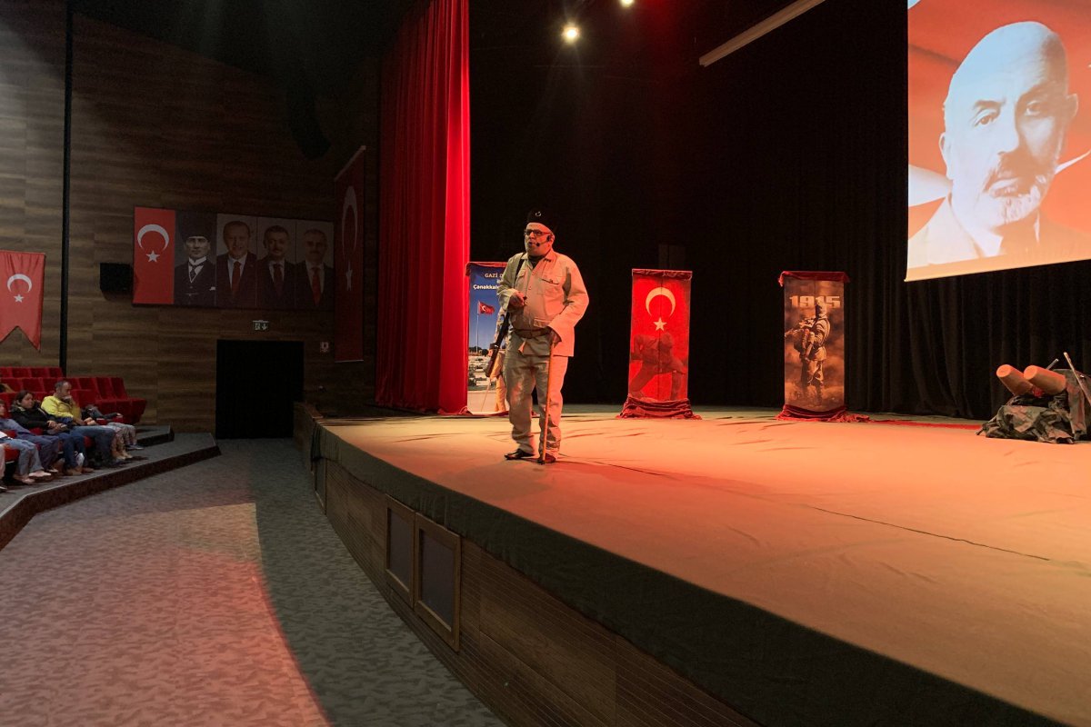 Çayırova Belediyesi Nisan Ayında Beş Ücretsiz Tiyatro Gösterisiyle Sanatseverleri Buluşturacak