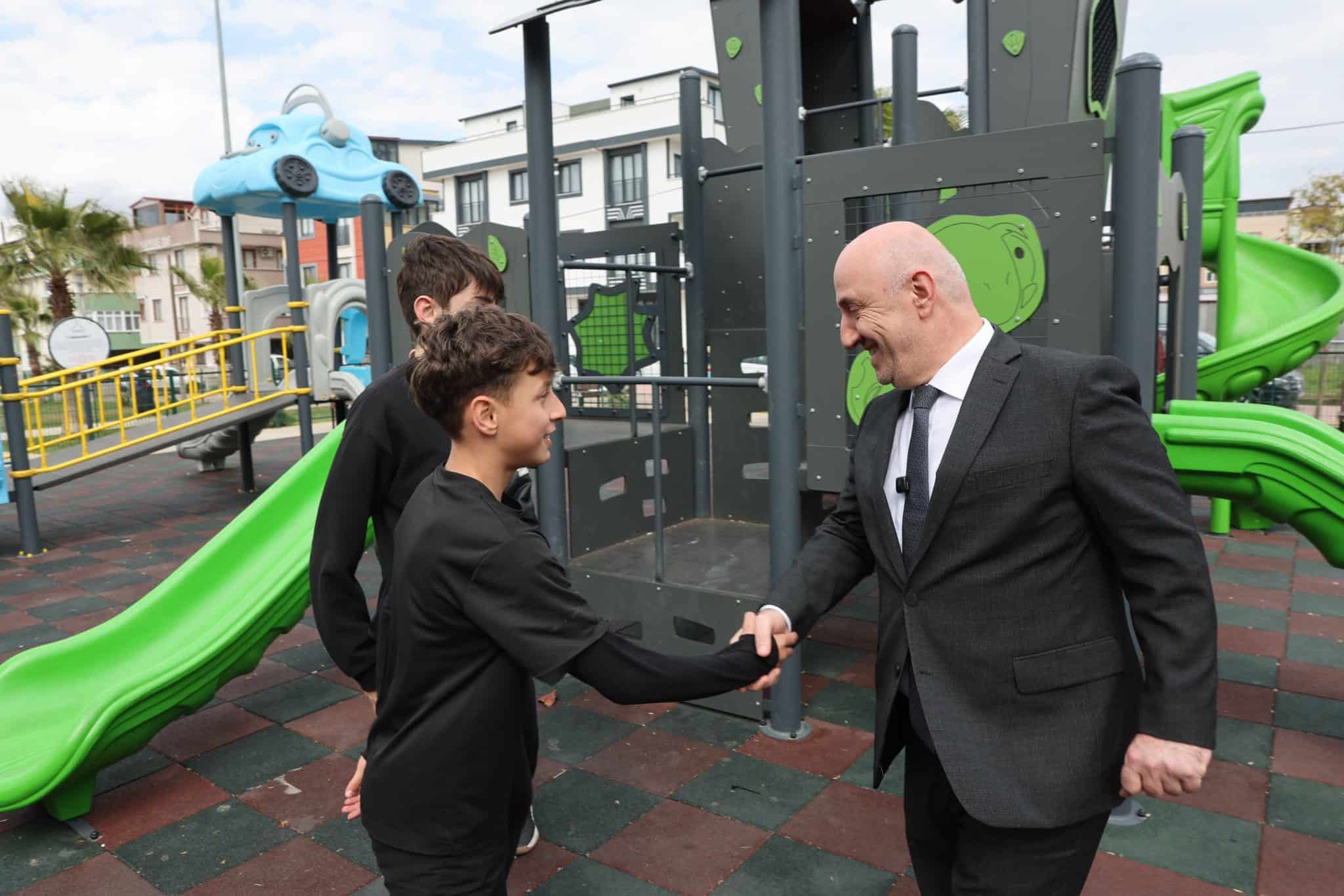 Darıca’da 7 Yılda 34 Yeni Park ve 22 Semt Sahası ile Yeşil Alanlar Genişliyor