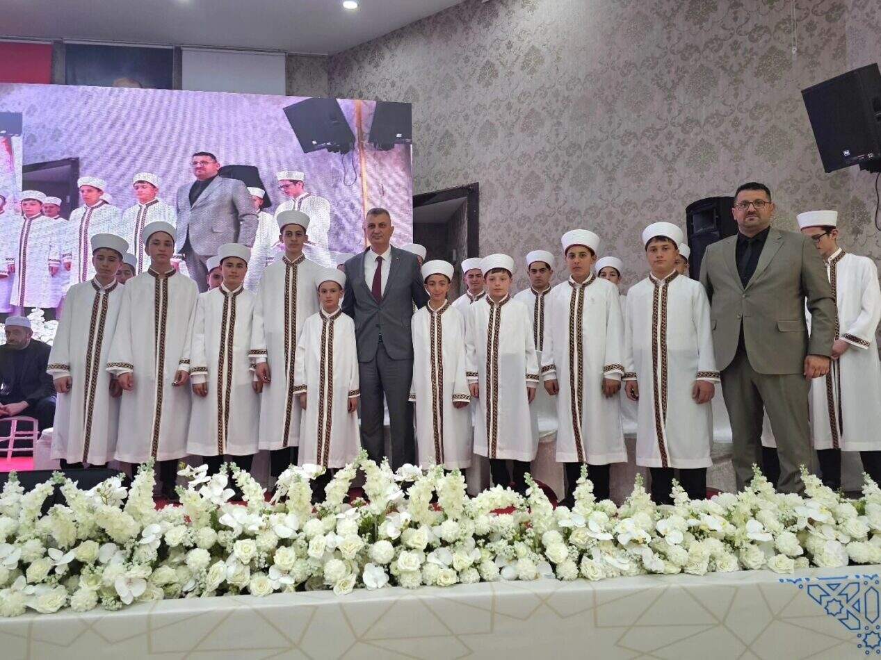 Gölcük’te 41 Genç, Hafızlık İcazetlerini Törenle Aldı