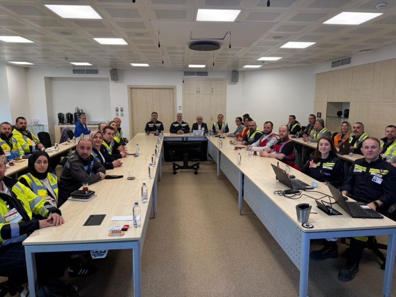 Kocaeli Büyükşehir'den İSG Profesyonellerine TÜPRAŞ İzmit Rafinerisi'nde Teknik Gezi