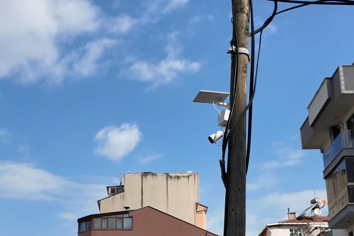Çayırova'da Kaba Atık ve Molozların Bırakıldığı Alanlara Kamera Sistemi Kuruldu