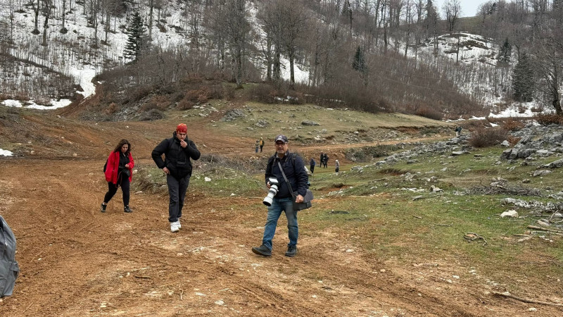 Kartepe Kuzuyayla’da Düzenlenen Foto Safari Etkinliğinde Keltepe Çiğdemi Doğaseverlerle Buluştu