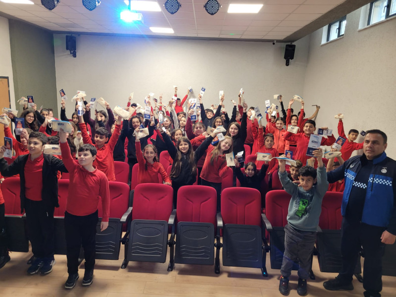 Kocaeli’de Öğrencilere Bilinçli Tüketici Olmanın Yolları Anlatıldı