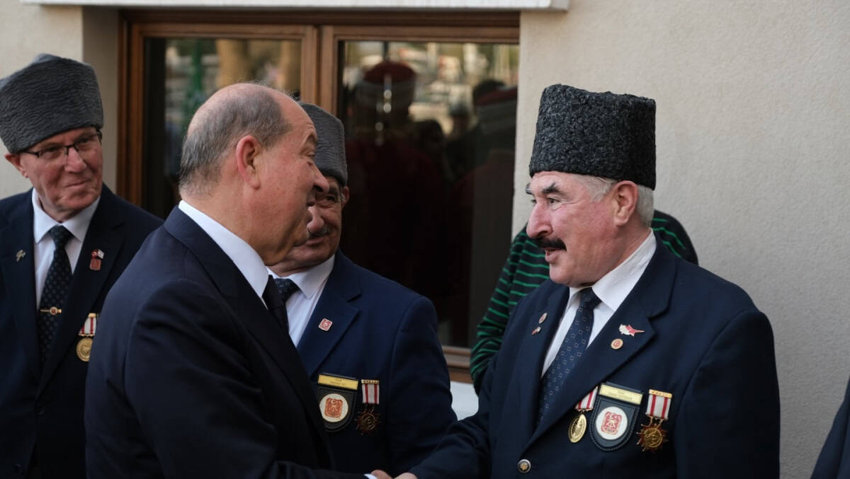 Ersin Tatar Kocaeli’de: Mavi Vatan’ın ve Kuzey Kıbrıs’ın Stratejik Önemi Gençlerle Paylaşıldı