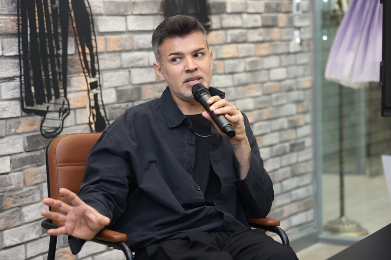 Cihan Nacar, Kocaeli Moda Akademisi’nde Genç Tasarımcılara Deneyimlerini Anlattı